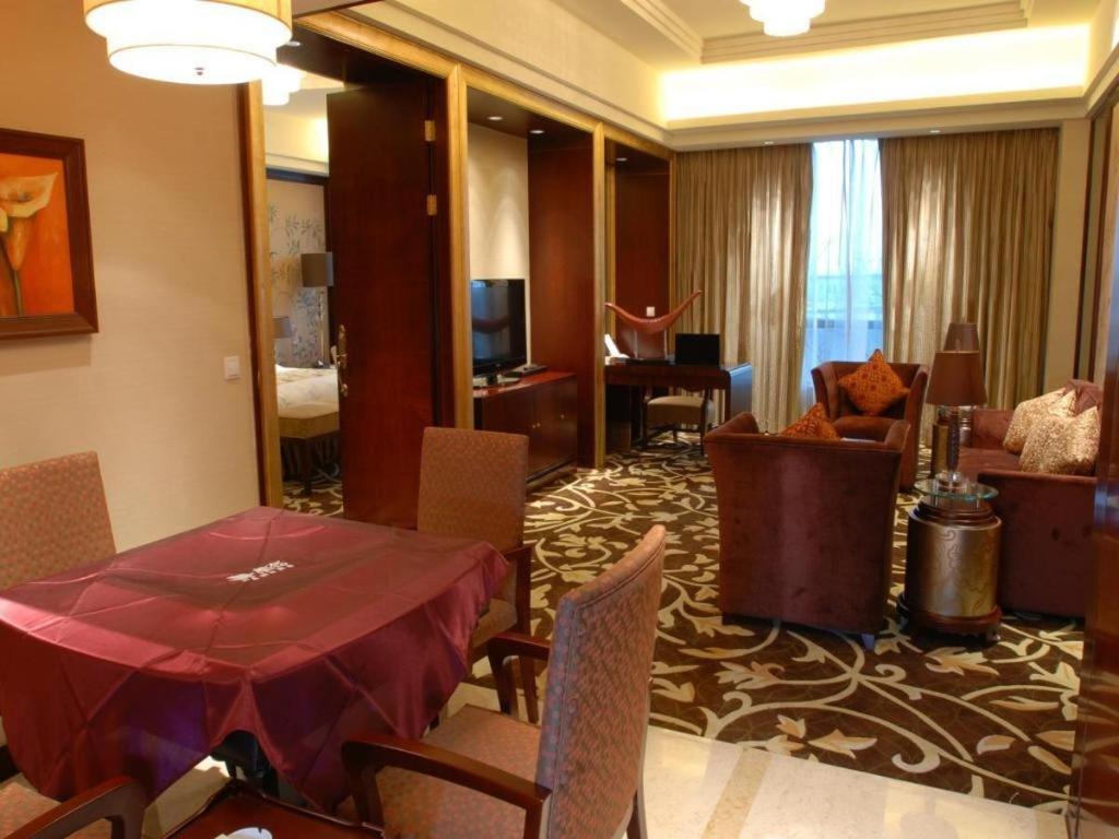 Sichuan Tennis International Hotel Main Building Chengdu Exterior photo