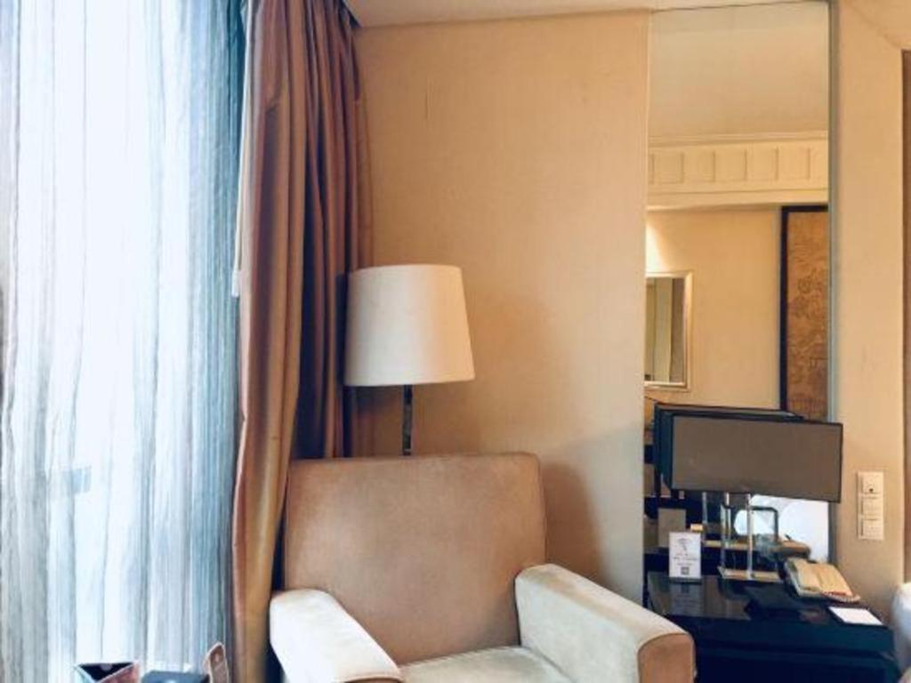 Sichuan Tennis International Hotel Main Building Chengdu Exterior photo